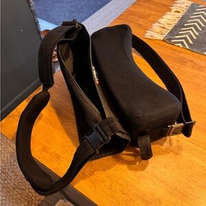 Breg SlingShot 2 size M Shoulder Brace + Abduction Pillow